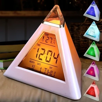 Цифровой светодиодный будильник 7 цветов Изменение температуры Ночник Отображение времени Домашние будильники пирамидальной формы
