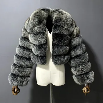 Женская меховая куртка с коротким отворотом и меховой прострочкой с длинными рукавами