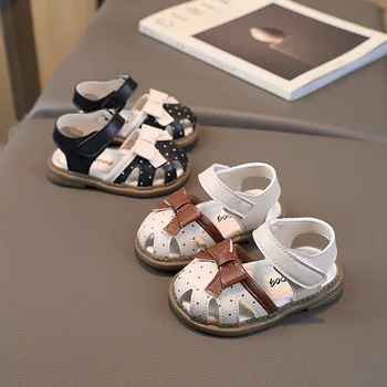 Обувь для первых ходунков для маленьких девочек, детская обувь с носками и бантиком, простые детские туфли принцессы с открытым носком в британском стиле, мягкие